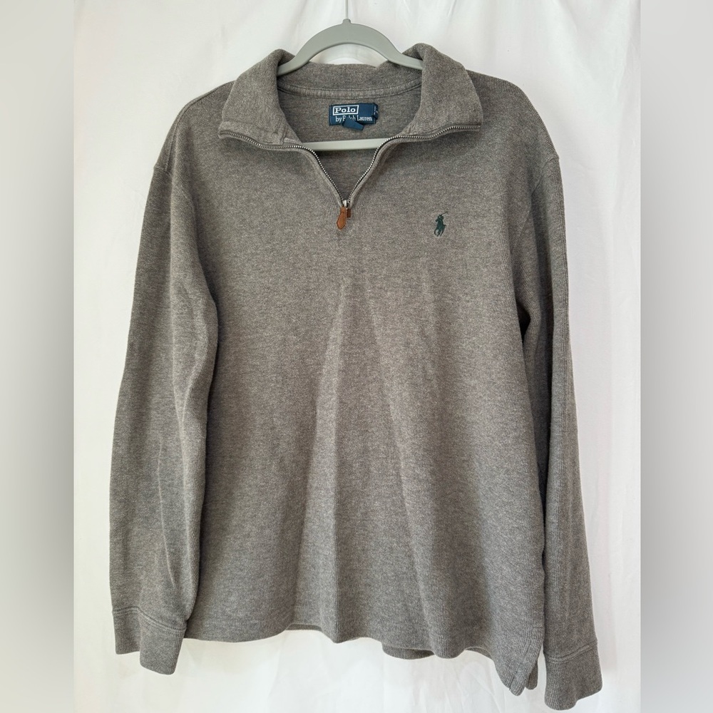 Ralph Lauren Classic Gray Half-Zip Sweater
100% Cotton Size Large